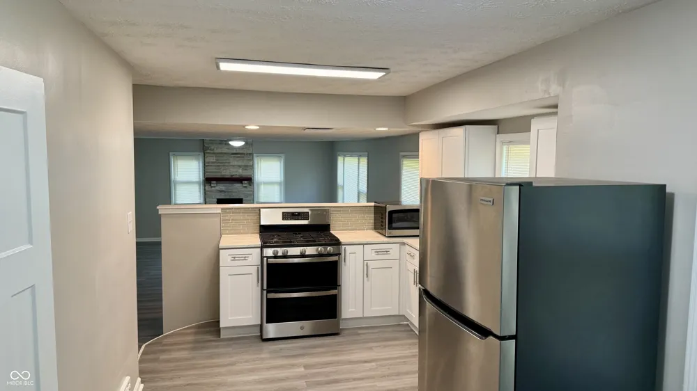 2215 Durham Indianapolis, IN 46220
