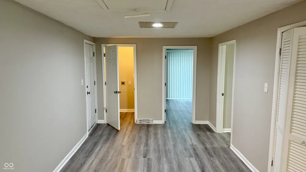 2215 Durham Indianapolis, IN 46220