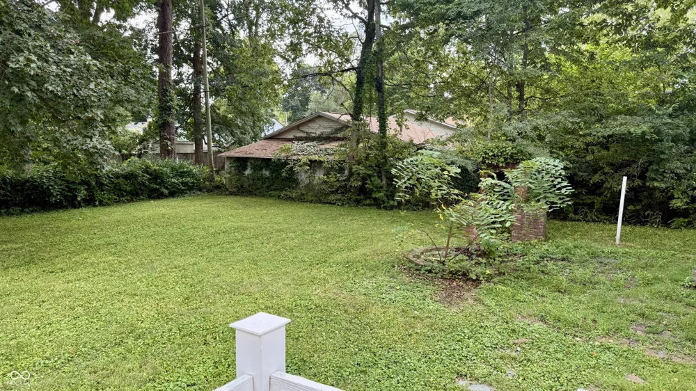 2215 Durham Indianapolis, IN 46220