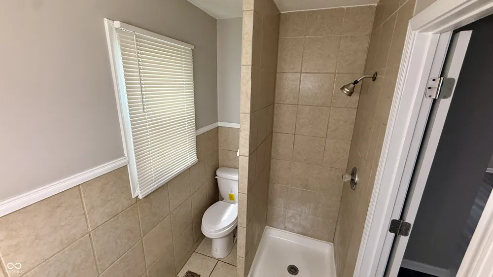 2215 Durham Indianapolis, IN 46220