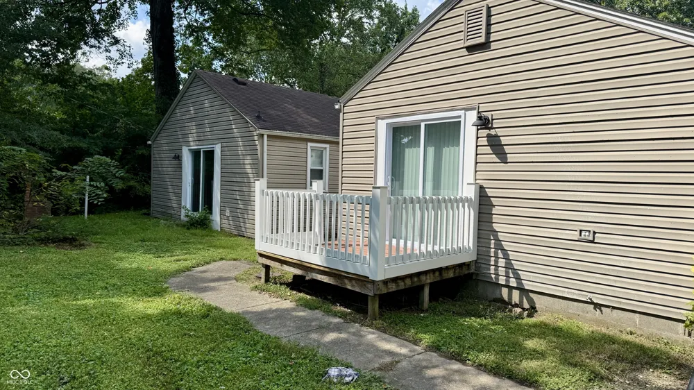 2215 Durham Indianapolis, IN 46220