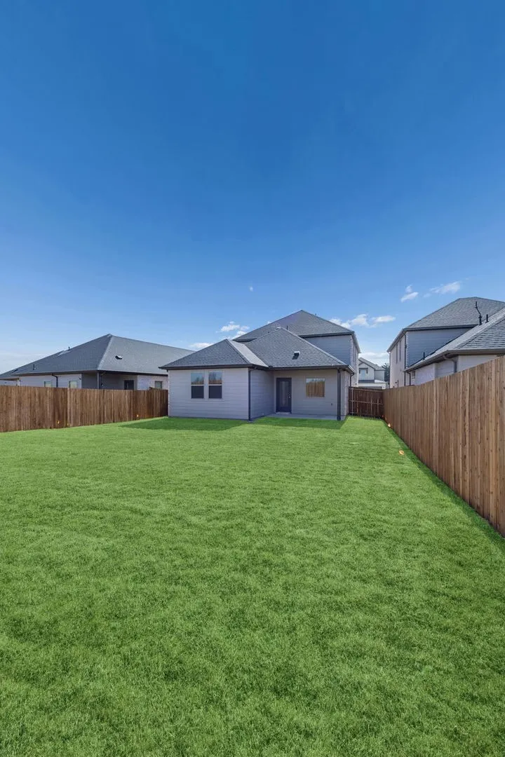 815 Knox River Drive Princeton, TX 75071