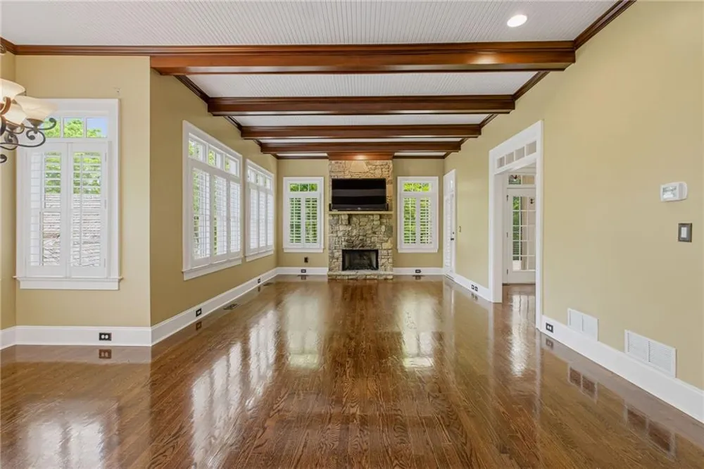 114 Northeast Cove Circle Dawsonville, GA 30534