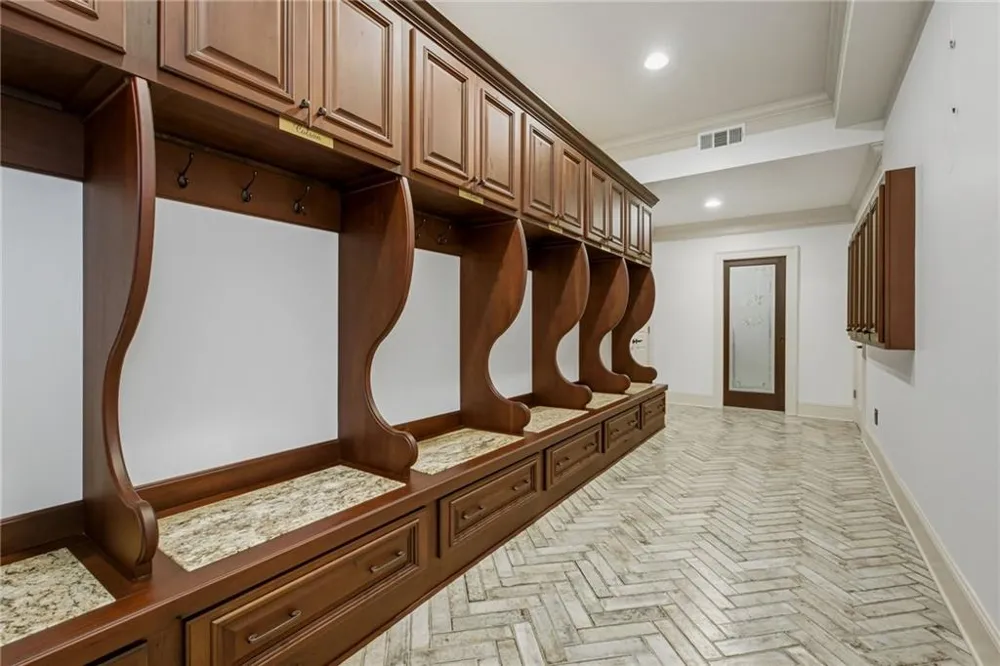 114 Northeast Cove Circle Dawsonville, GA 30534