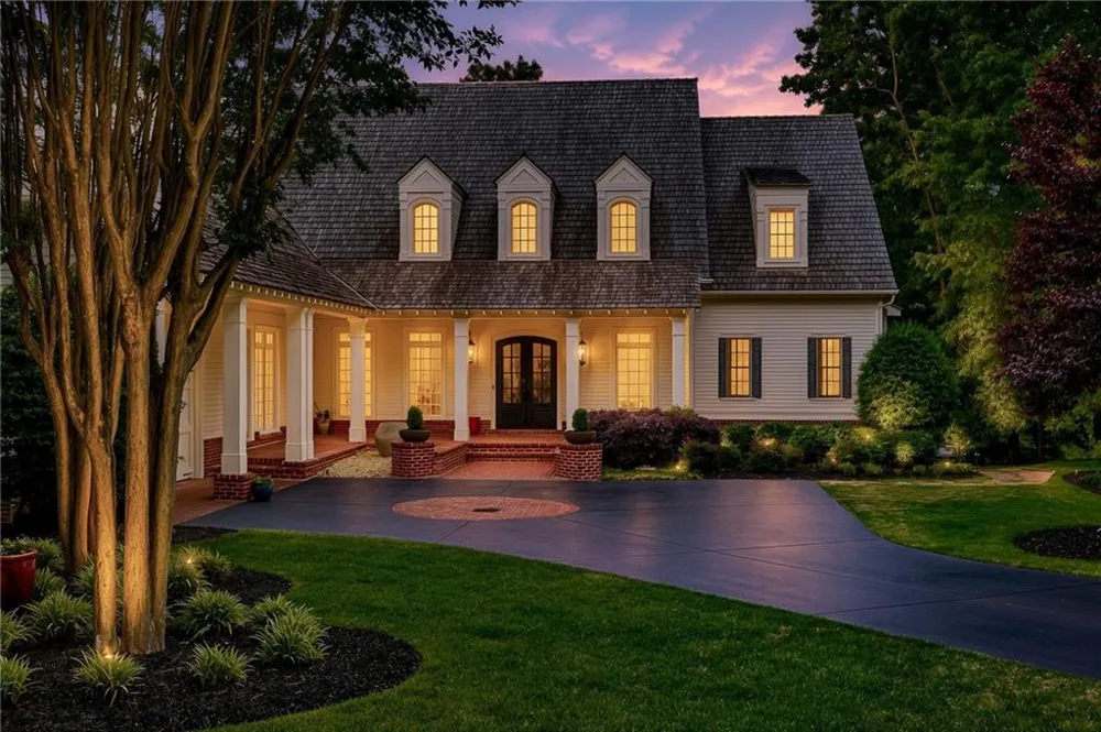 114 Northeast Cove Circle Dawsonville, GA 30534