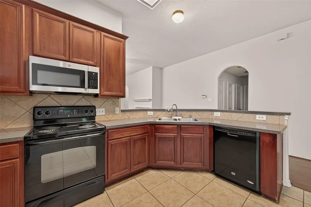 5006 Juniper Walk Lane Katy, TX 77494