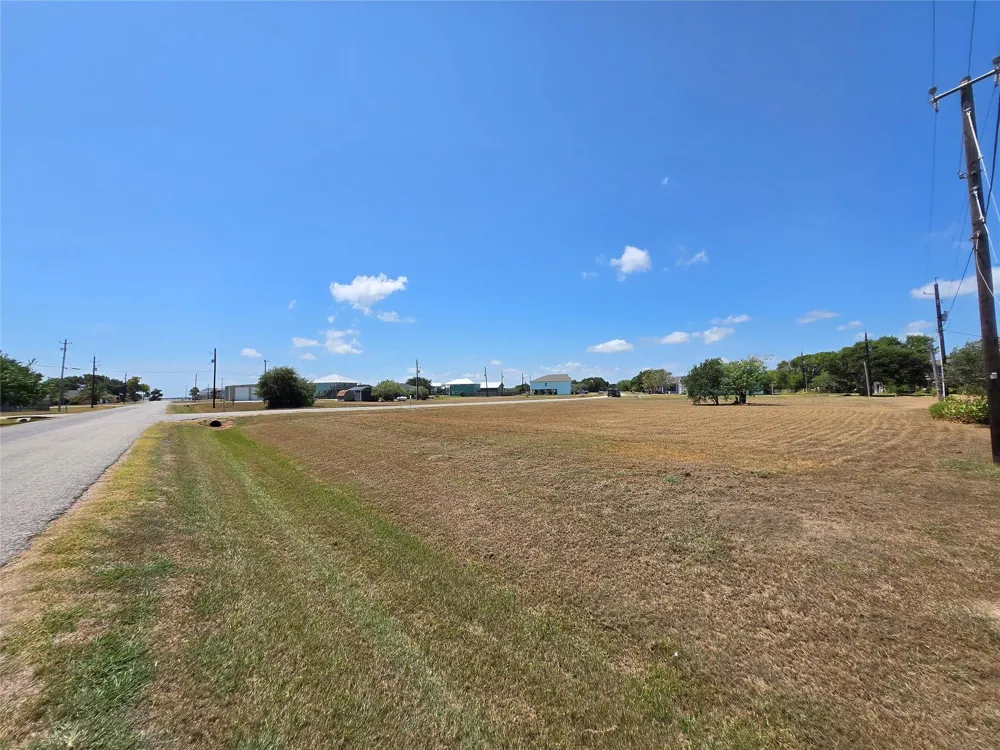 799 Stovall Drive Palacios, TX 77465