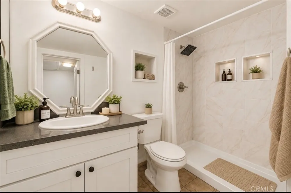 1791 Neil Armstrong #102 Montebello, CA 90640