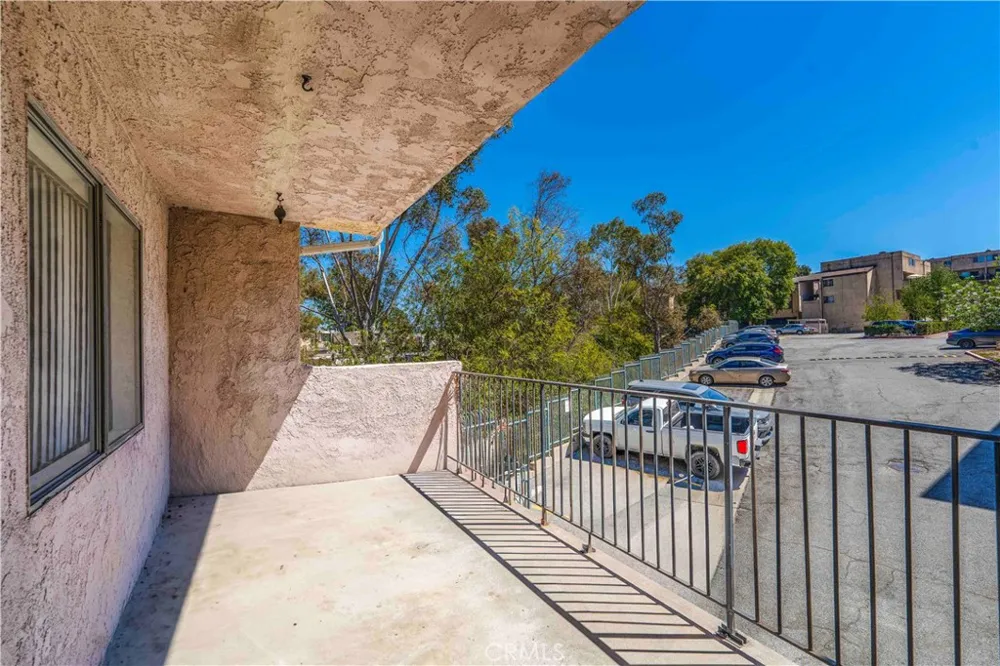 1791 Neil Armstrong #102 Montebello, CA 90640