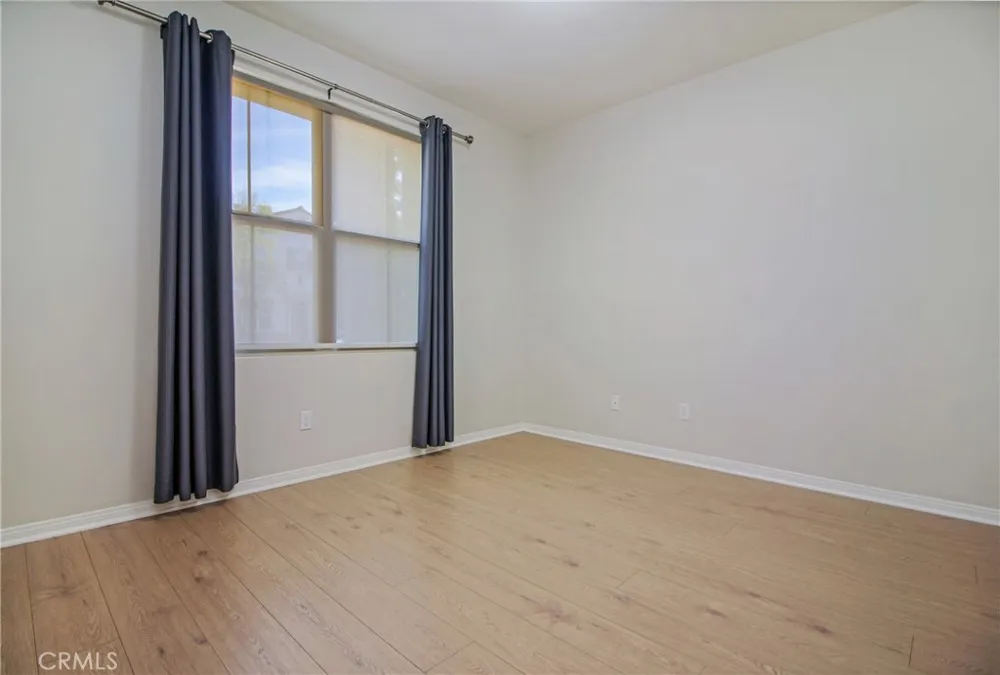 75 Thornhurst Irvine, CA 92620