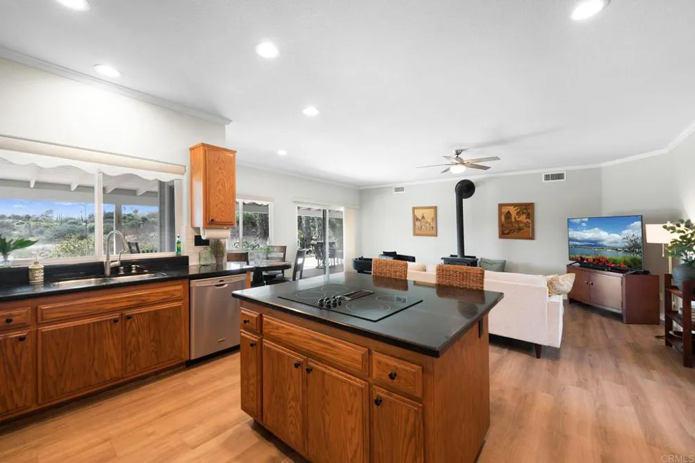 1850 Canyon Heights Road Fallbrook, CA 92028