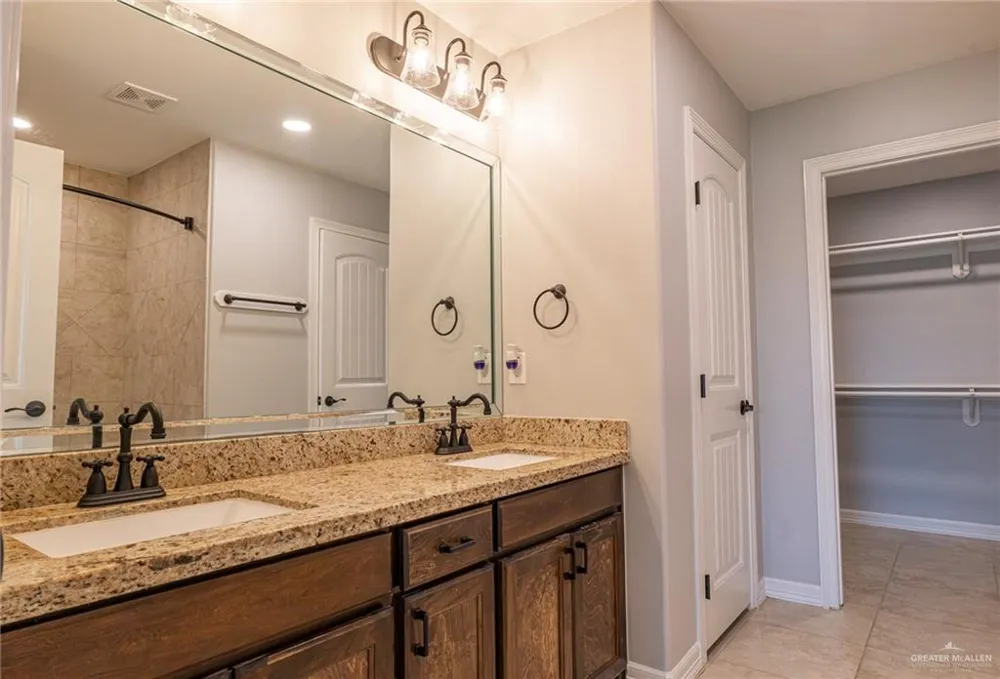 2108 27th Street Hidalgo, TX 78557