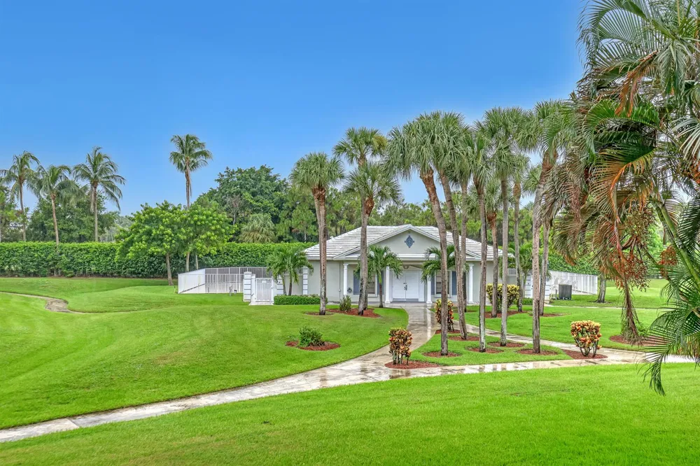 2621 Village Boulevard #203 West Palm Beach, FL 33409