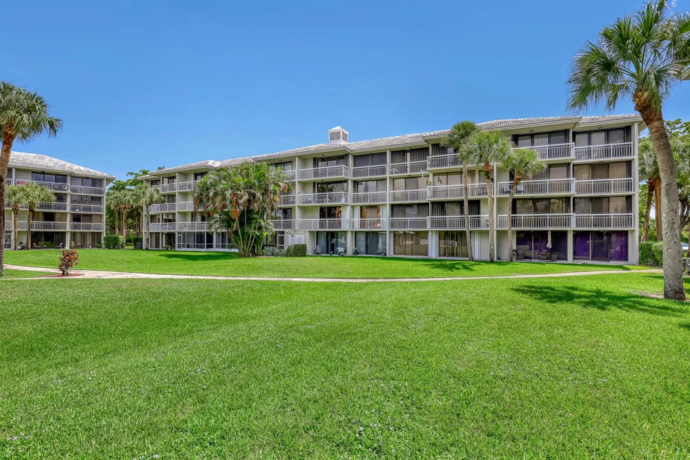2621 Village Boulevard #203 West Palm Beach, FL 33409