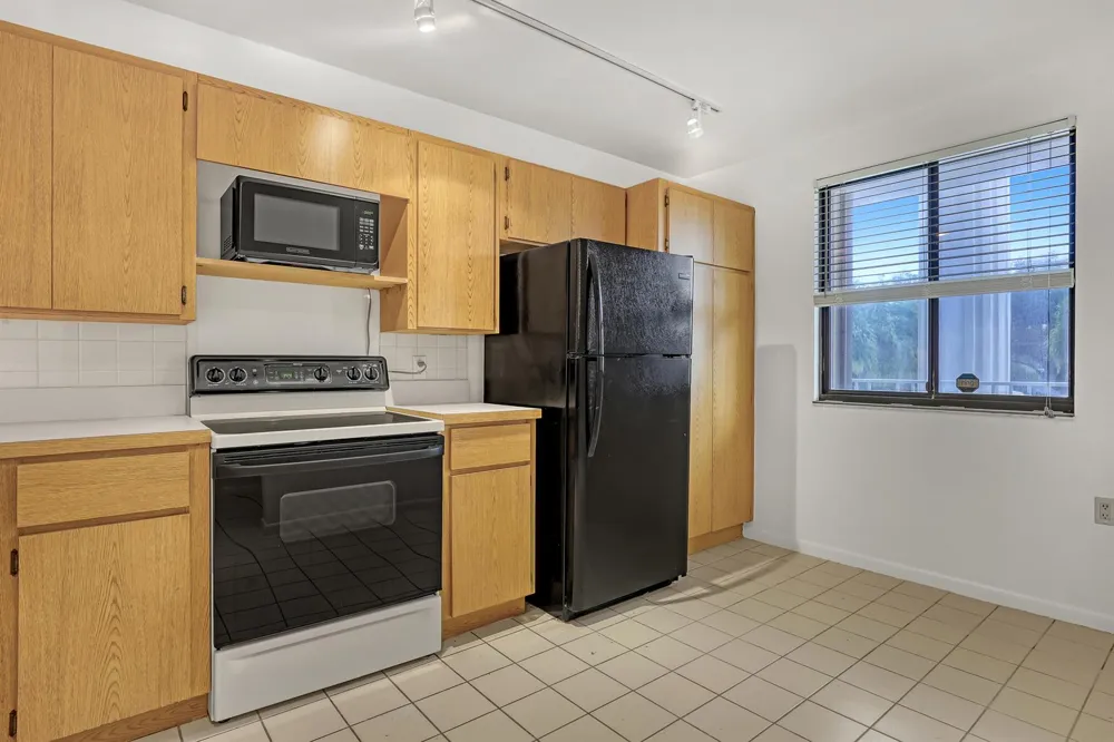2621 Village Boulevard #203 West Palm Beach, FL 33409