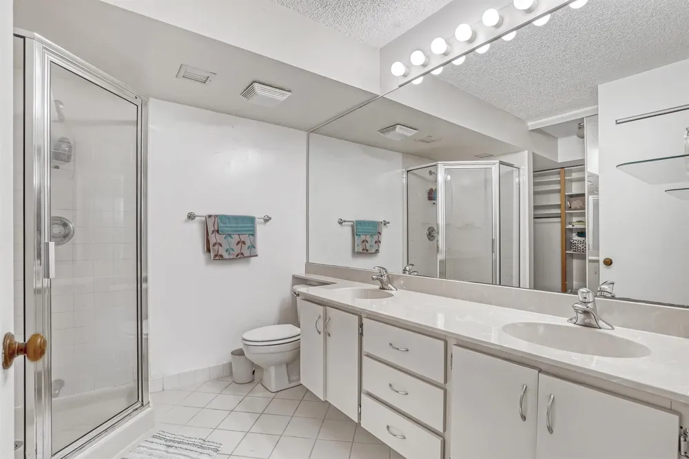 2621 Village Boulevard #203 West Palm Beach, FL 33409