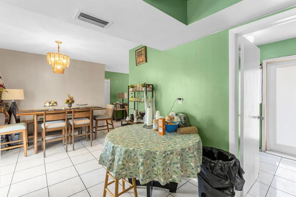 4200 NW 52ND AVENUE Lauderdale Lakes, FL 33319