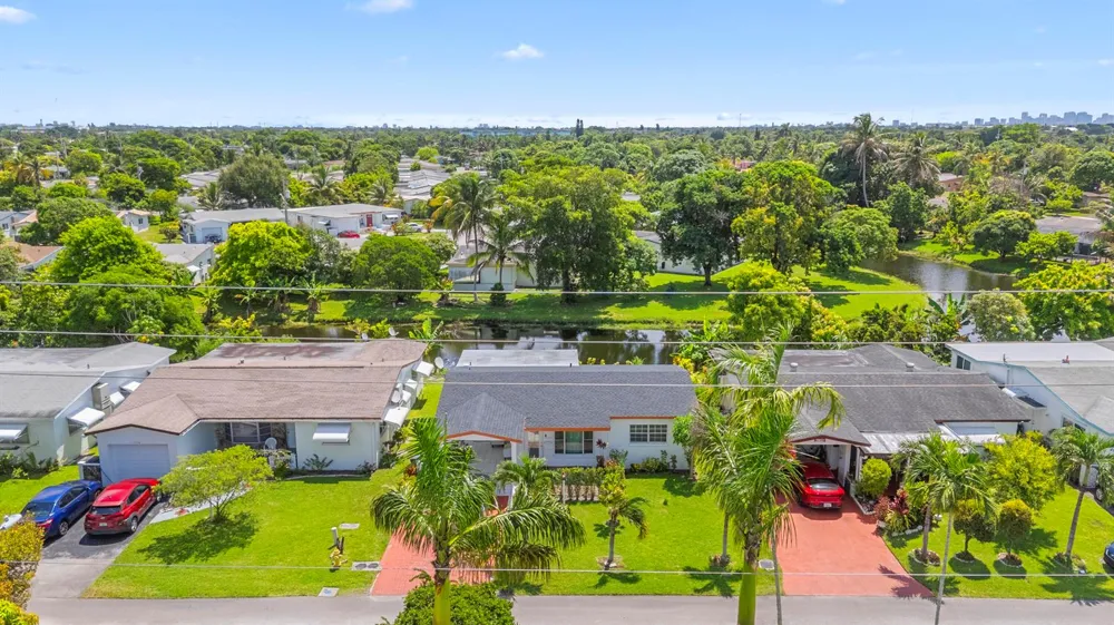 4200 NW 52ND AVENUE Lauderdale Lakes, FL 33319
