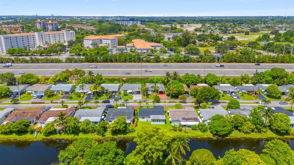 4200 NW 52ND AVENUE Lauderdale Lakes, FL 33319