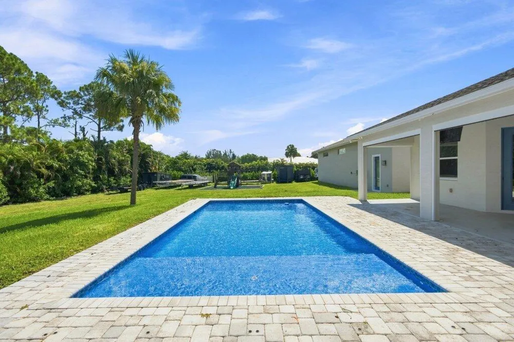 12291 70th Place West Palm Beach, FL 33412