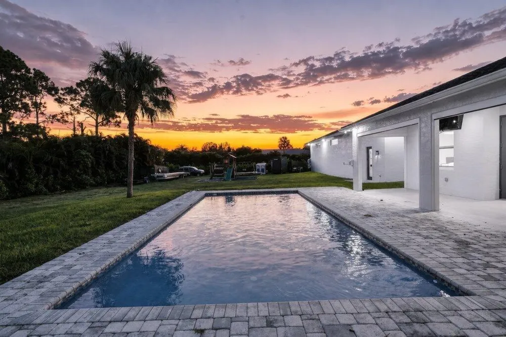 12291 70th Place West Palm Beach, FL 33412