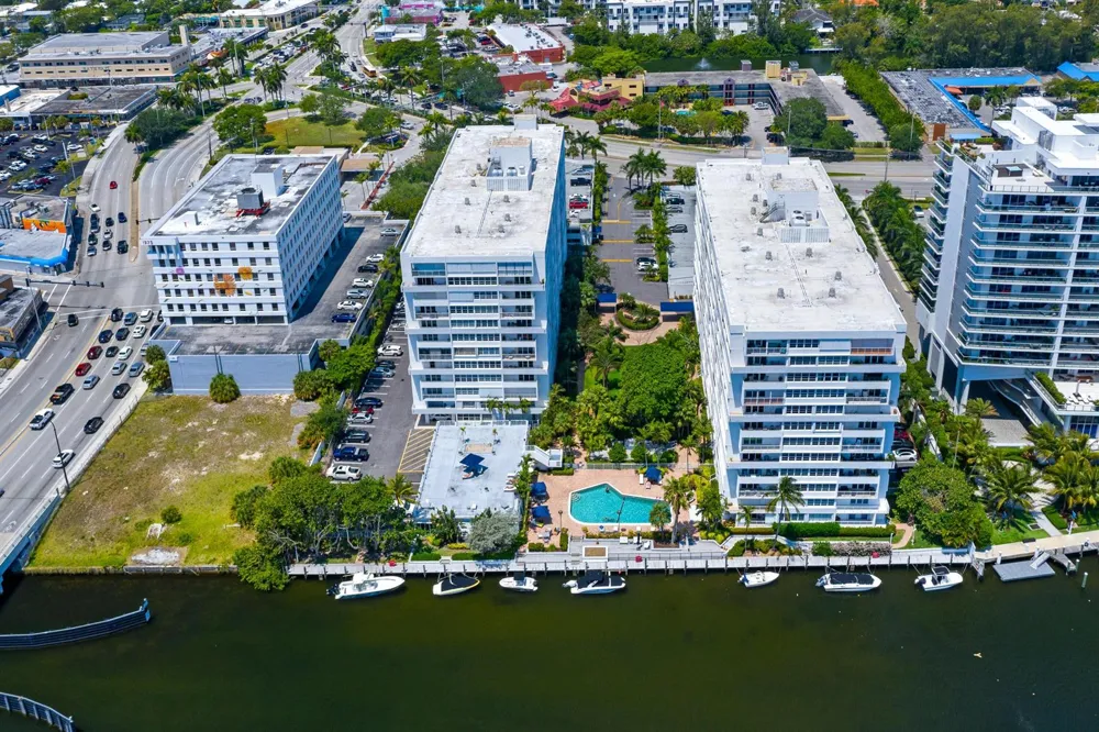 1170 FEDERAL Highway #312 Fort Lauderdale, FL 33304