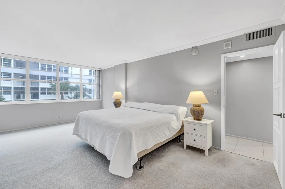 1170 FEDERAL Highway #312 Fort Lauderdale, FL 33304