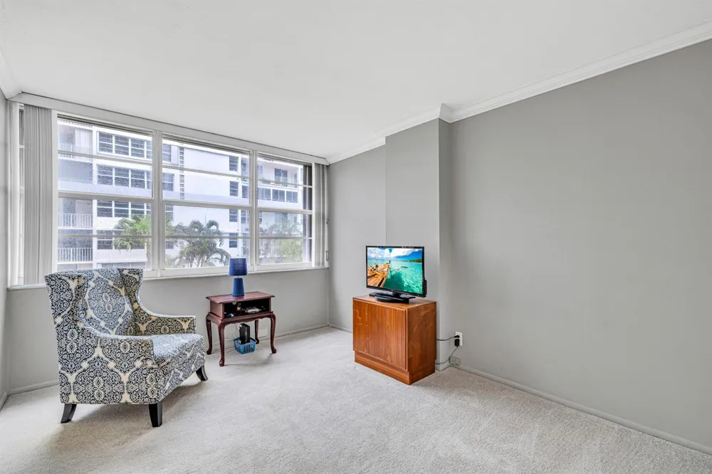 1170 FEDERAL Highway #312 Fort Lauderdale, FL 33304