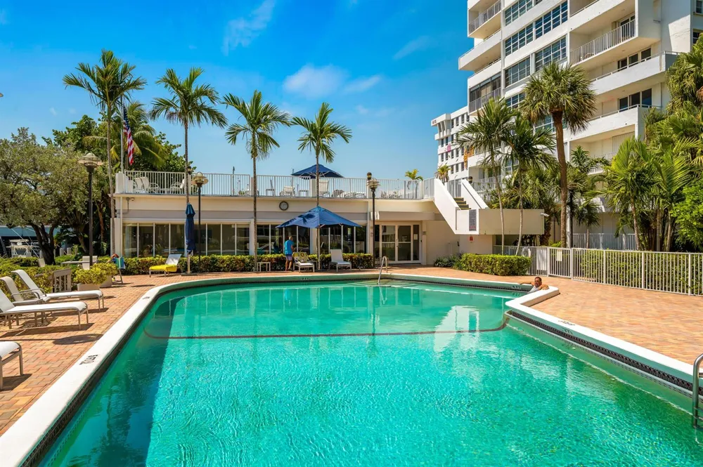 1170 FEDERAL Highway #312 Fort Lauderdale, FL 33304