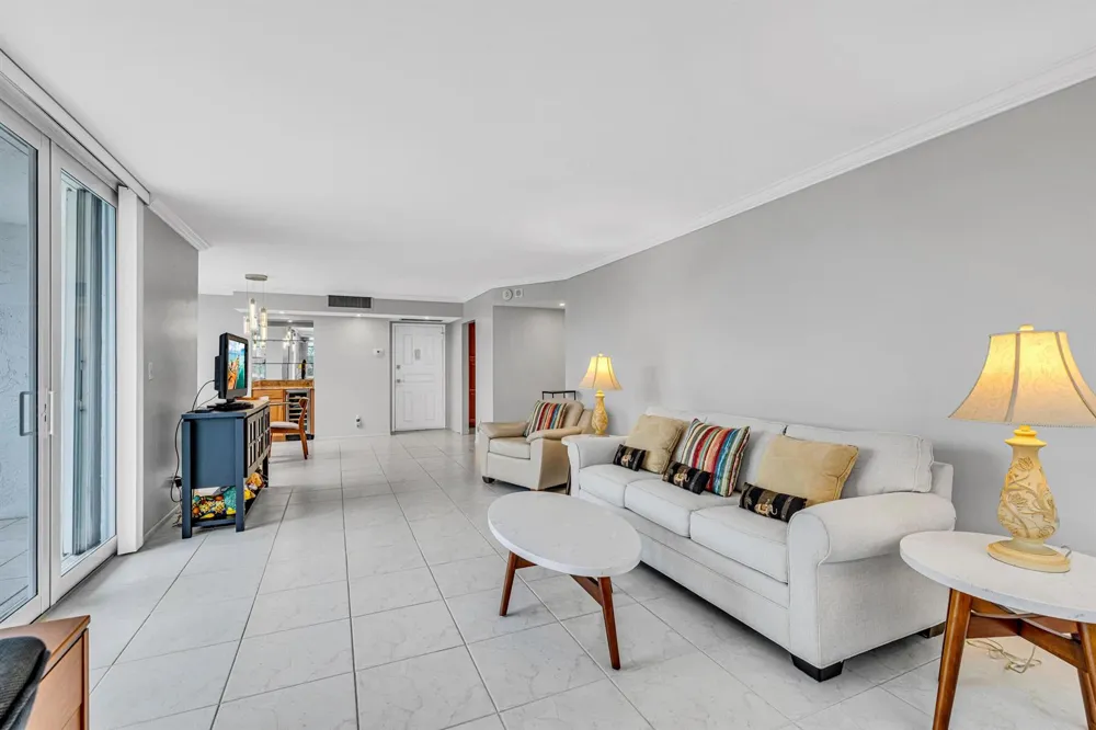 1170 FEDERAL Highway #312 Fort Lauderdale, FL 33304