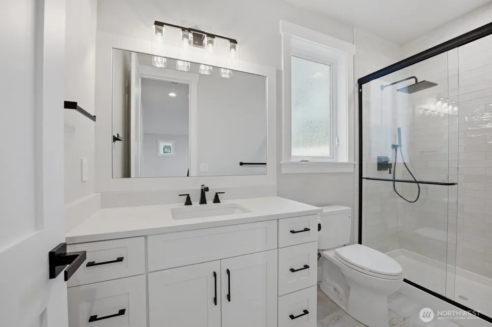 8525 230th Place SW #11 Edmonds, WA 98026