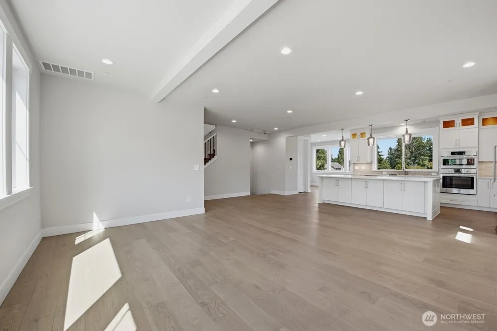 8525 230th Place SW #11 Edmonds, WA 98026