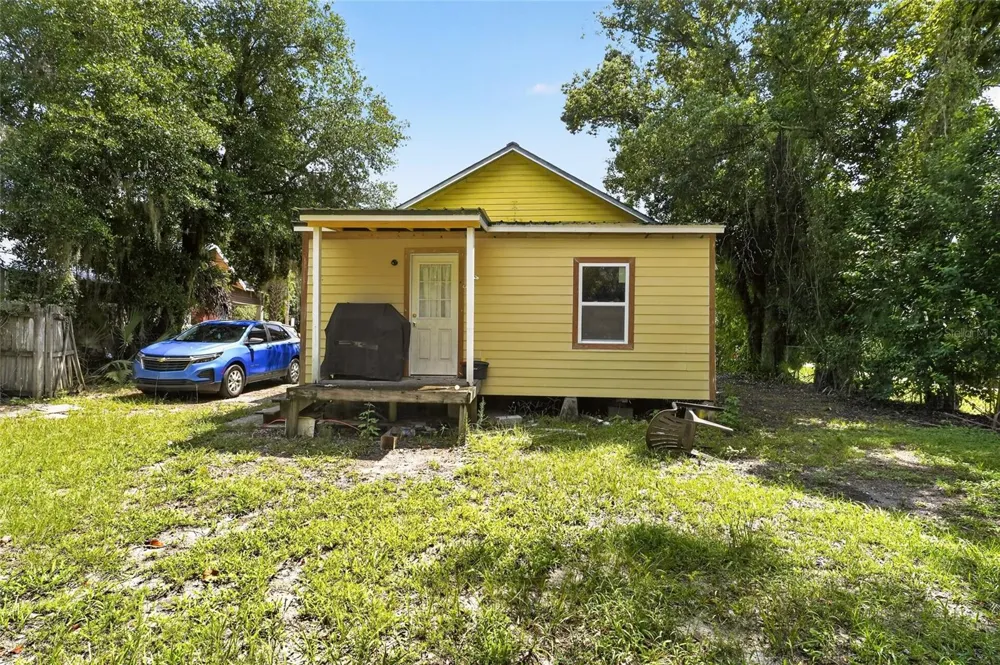 7020 SE 221ST STREET Hawthorne, FL 32640