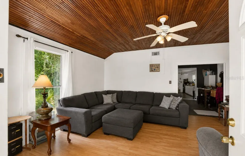 7020 SE 221ST STREET Hawthorne, FL 32640