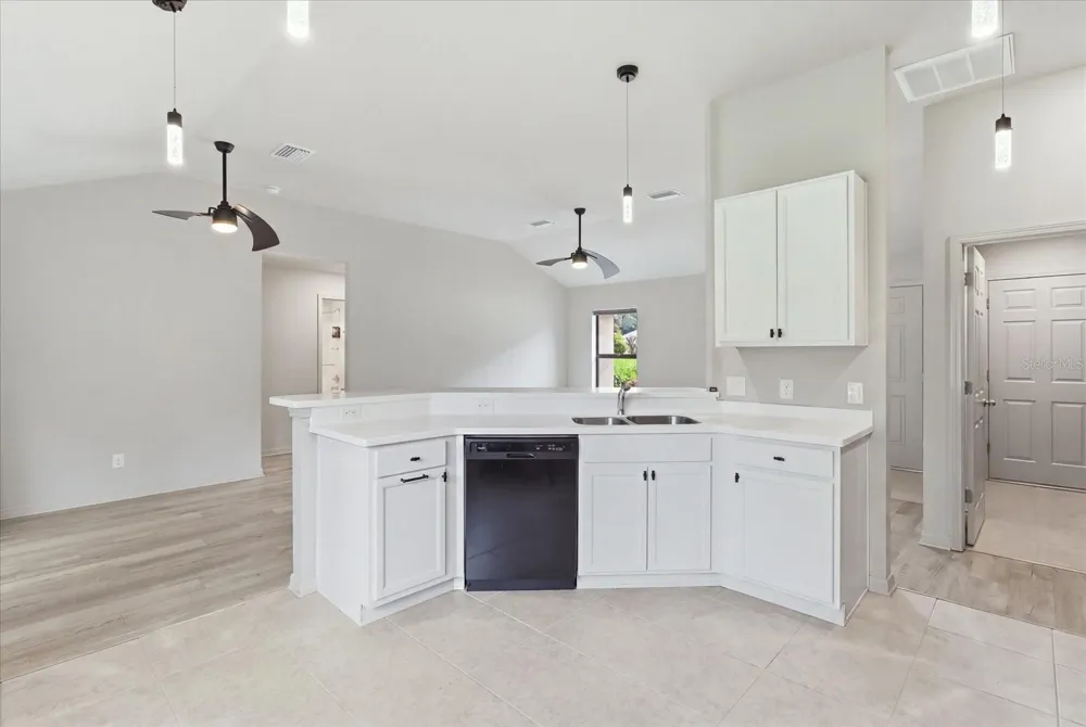 3200 CANTERBURY LAKE DRIVE Hernando, FL 34442