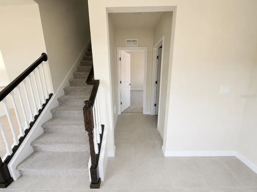 4083 FEATHER TREE DRIVE Apopka, FL 32712