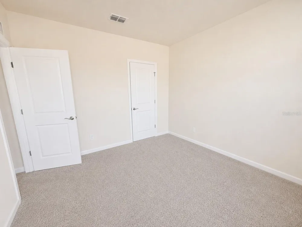 4083 FEATHER TREE DRIVE Apopka, FL 32712