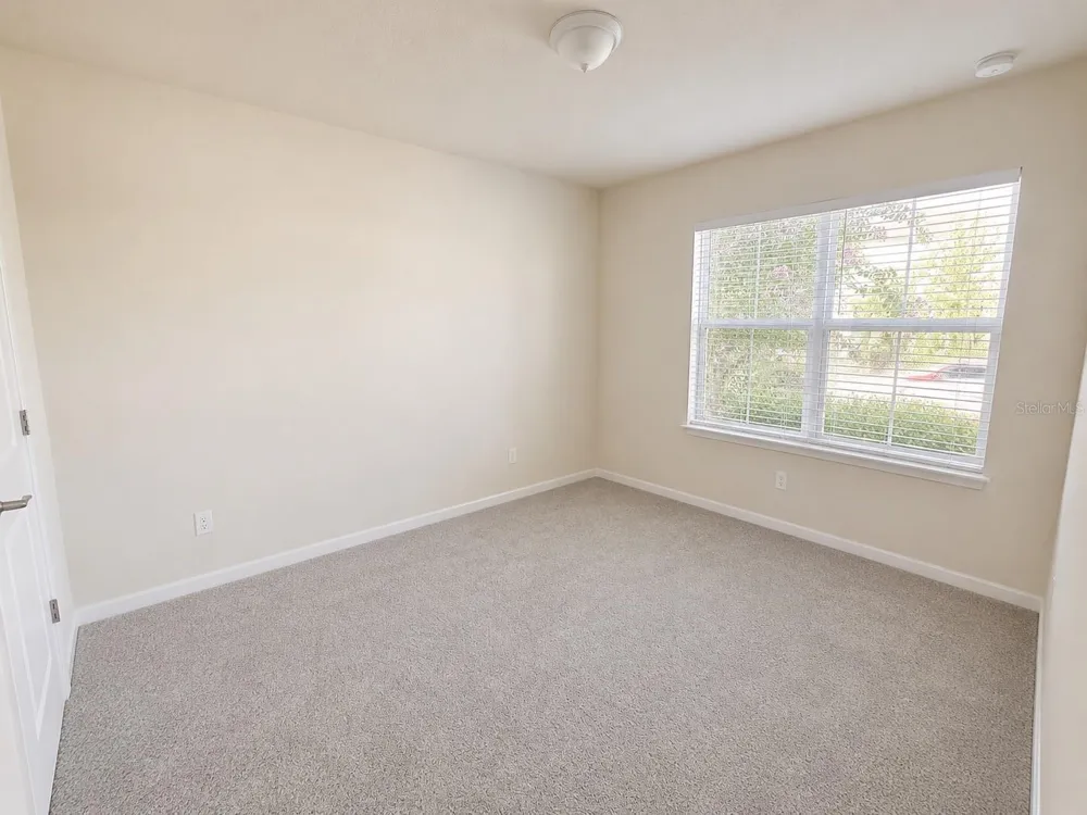 4083 FEATHER TREE DRIVE Apopka, FL 32712