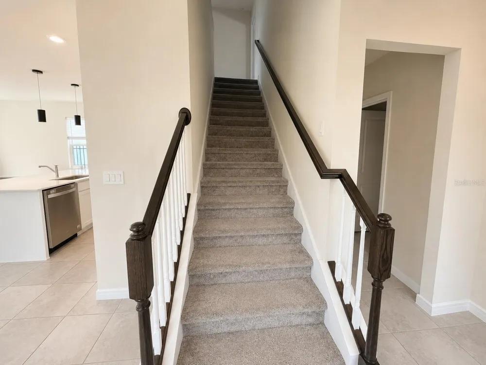 4083 FEATHER TREE DRIVE Apopka, FL 32712
