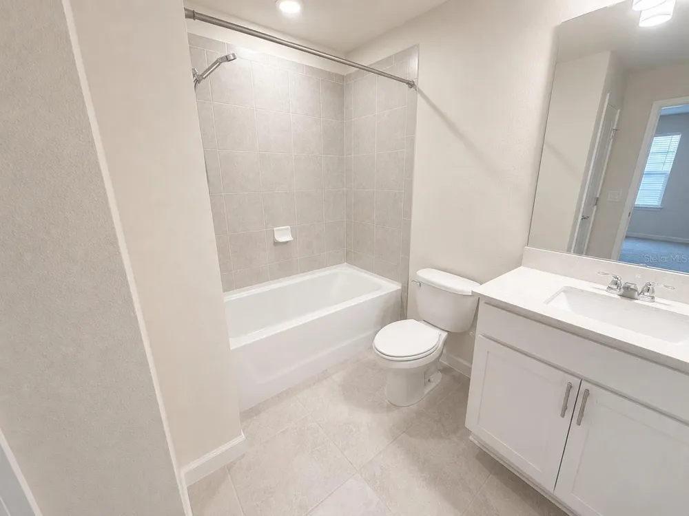 4083 FEATHER TREE DRIVE Apopka, FL 32712
