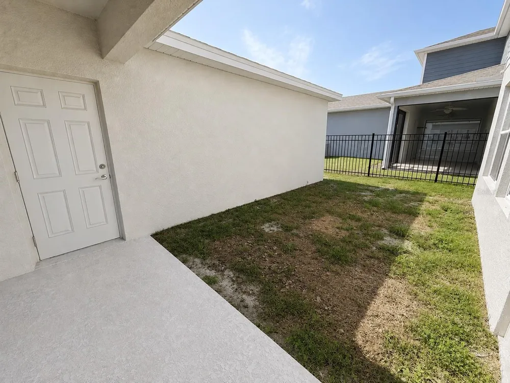 4083 FEATHER TREE DRIVE Apopka, FL 32712