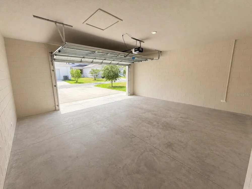 4083 FEATHER TREE DRIVE Apopka, FL 32712