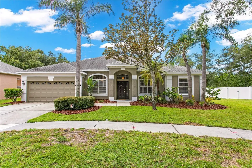 1604 LORIANA STREET Brandon, FL 33511
