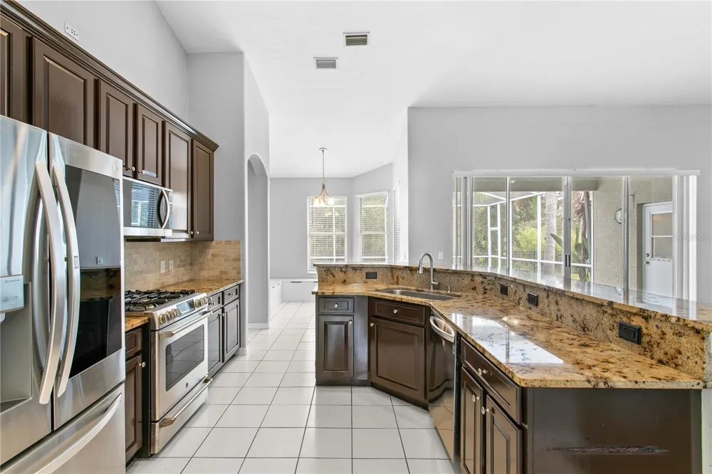 1604 LORIANA STREET Brandon, FL 33511