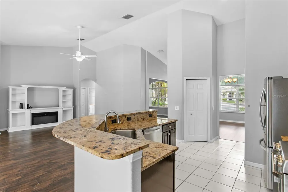1604 LORIANA STREET Brandon, FL 33511