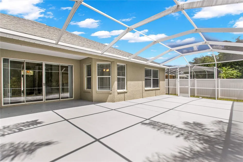 1604 LORIANA STREET Brandon, FL 33511