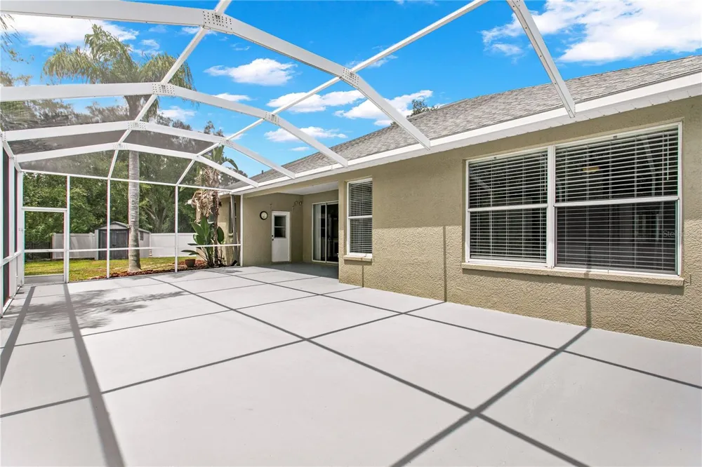 1604 LORIANA STREET Brandon, FL 33511