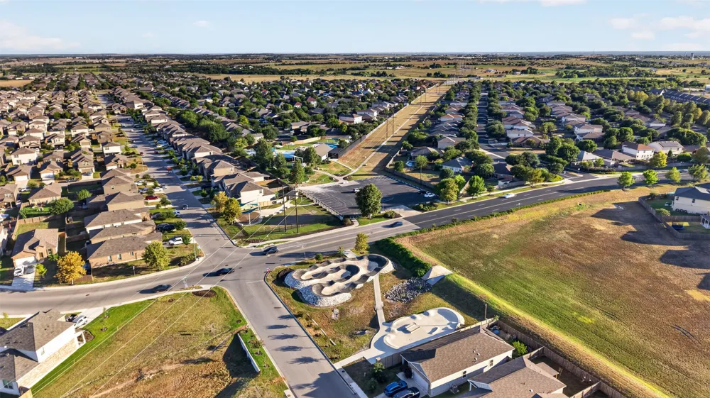 130 LT Rusty Drive Jarrell, TX 76588
