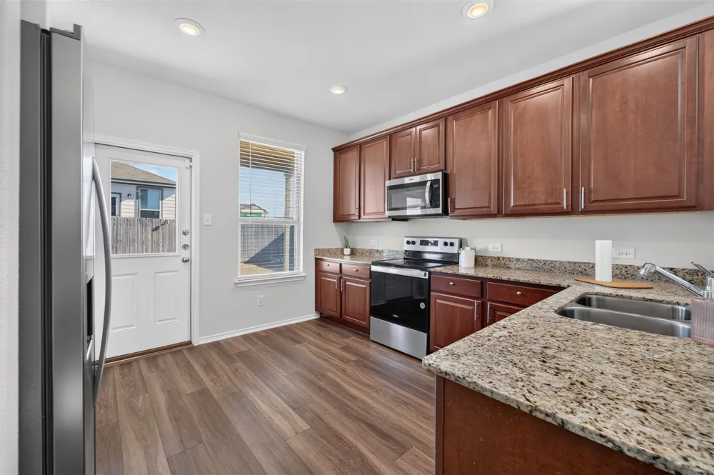 130 LT Rusty Drive Jarrell, TX 76588