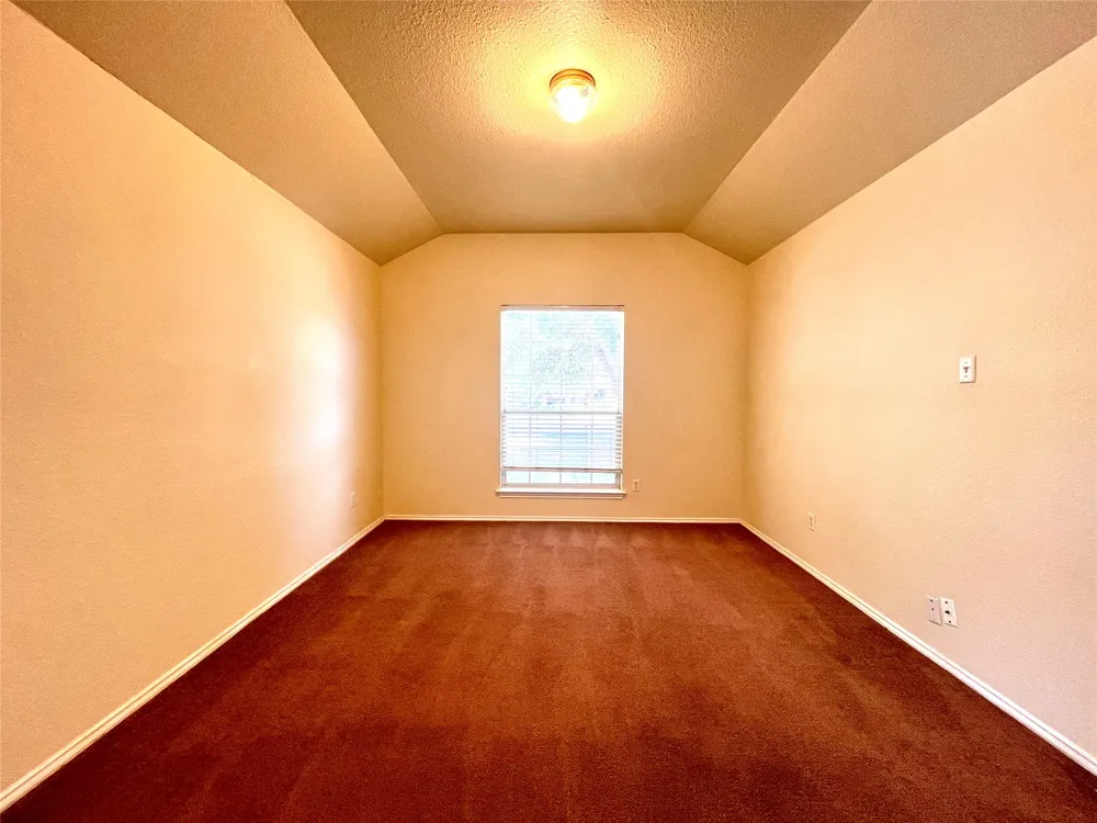 100 Giancarlos Lane Buda, TX 78610